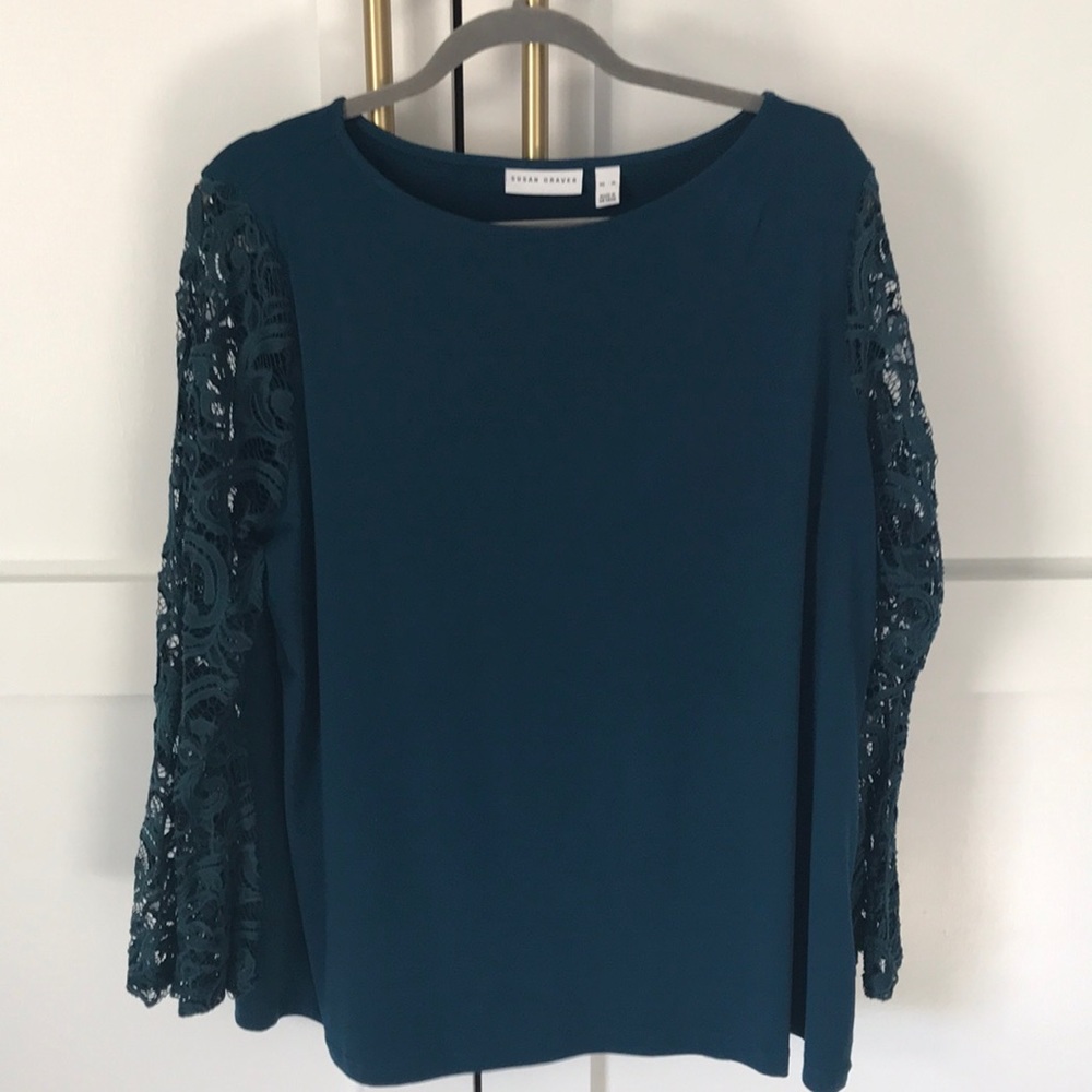 Susan Graver top with lace sleeves